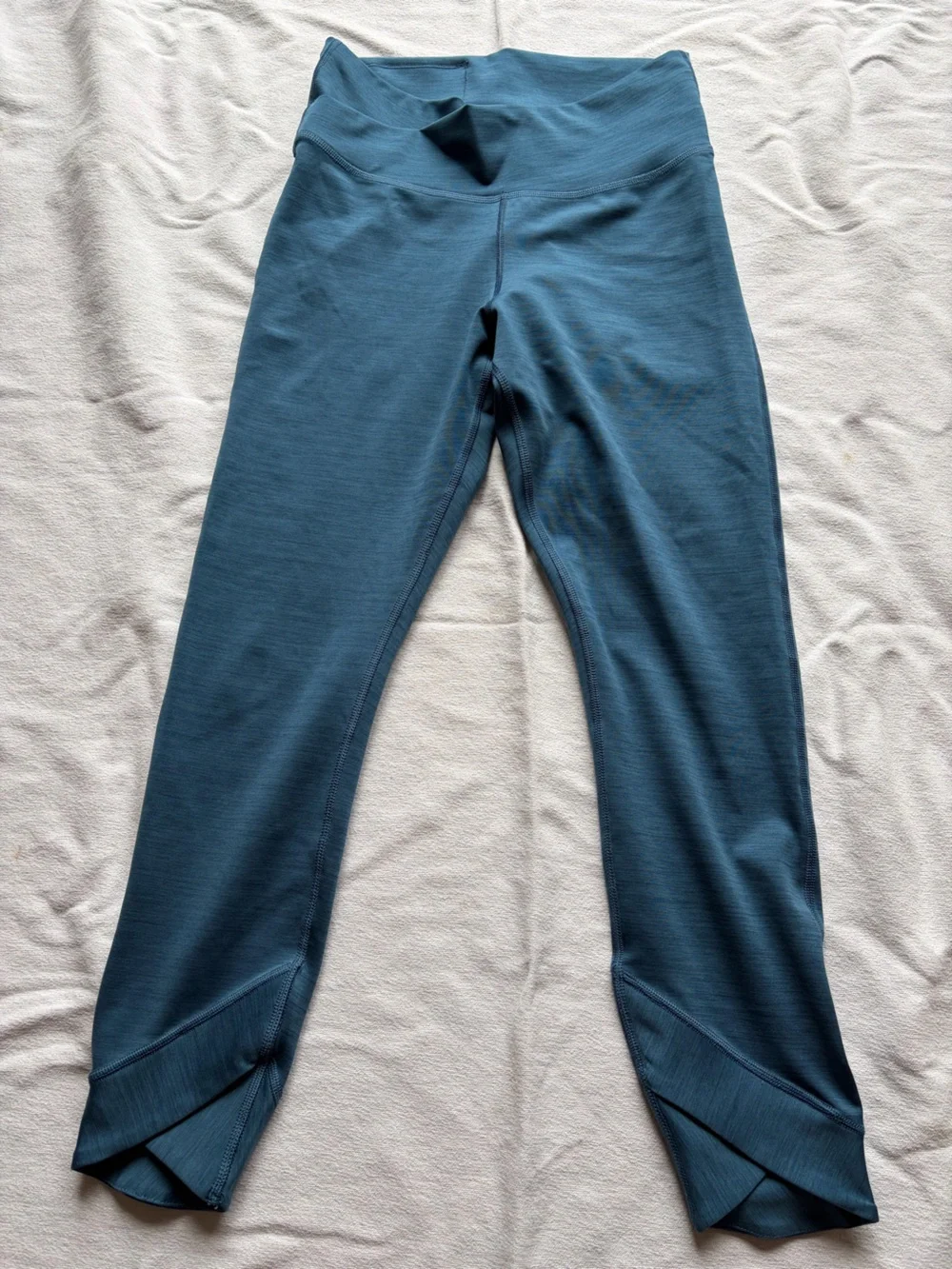 Nike Blue High-Waist Cropped Leggings